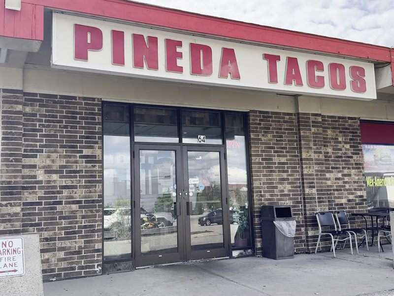 Pineda Tacos exterior